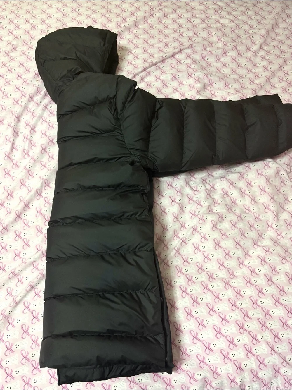 Nike Women's Black Quilted Puffer Jacket with Hood